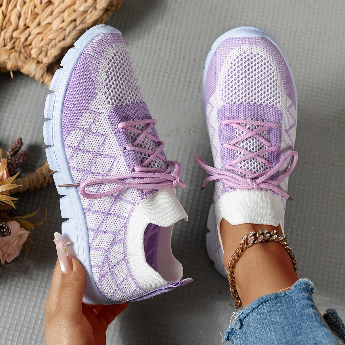 Knit Fabric Lace Up Sneakers - Damskie dzianinowe sneakersy z wzorem rombów,